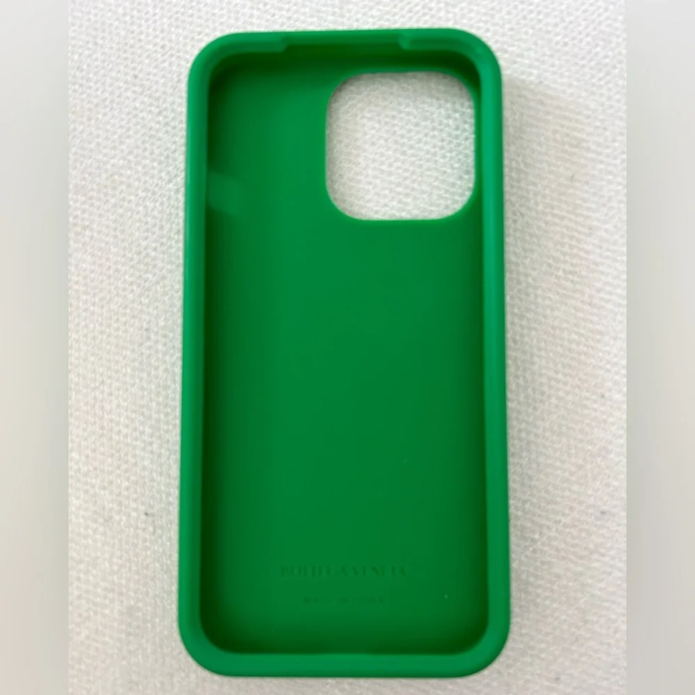 Authentic Bottega Veneta phone case iPhone 13 &pro - Picture 3 of 4